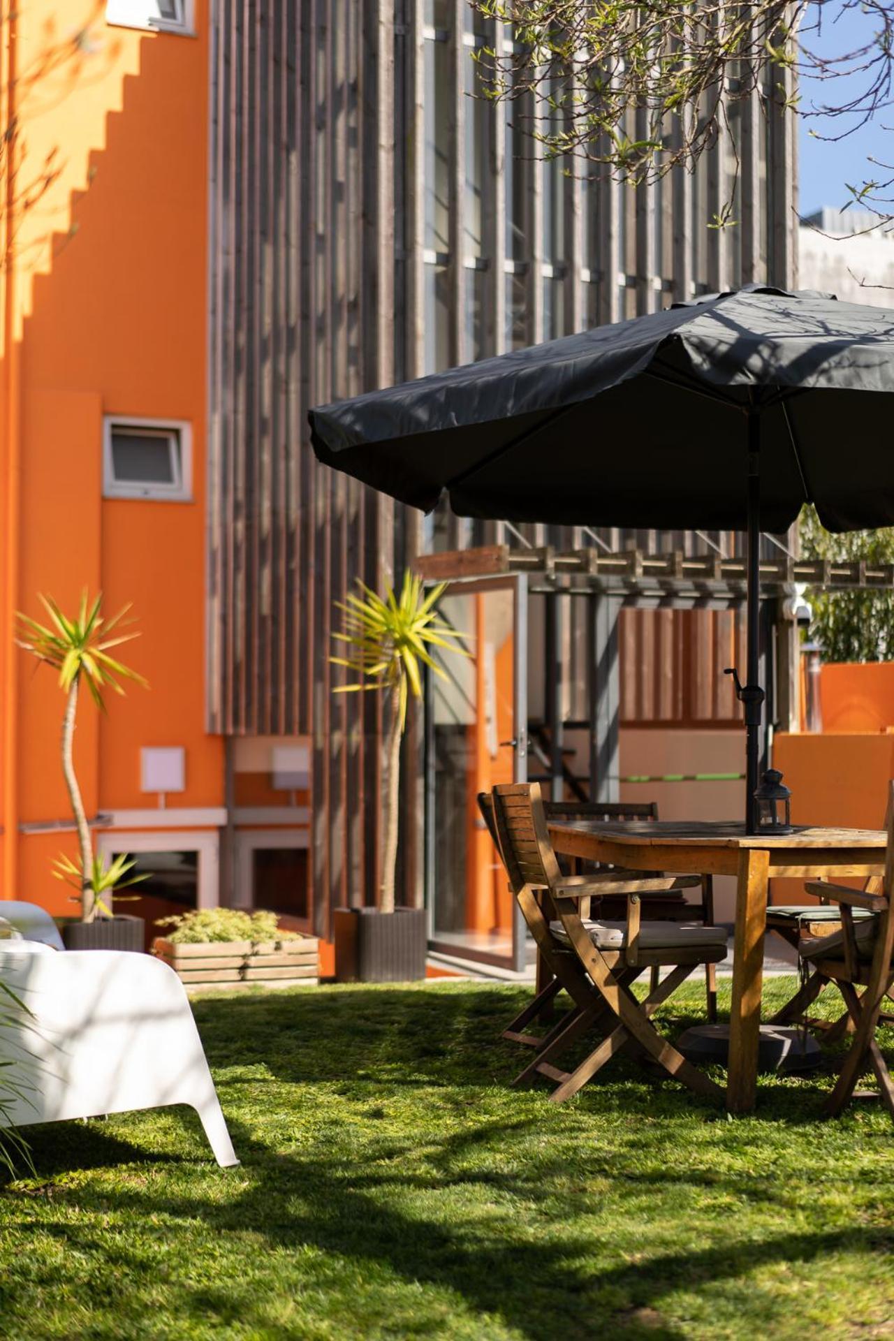 Peach Hostel & Suites OOporto Extérieur photo